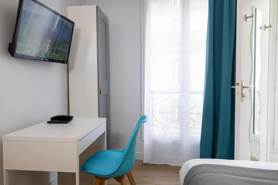 Paris Legendre Hotel in Paris