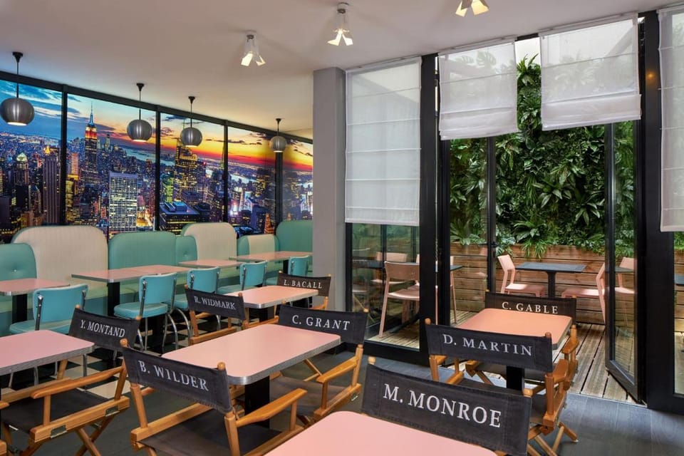 Platine Hotel Hotel in Paris