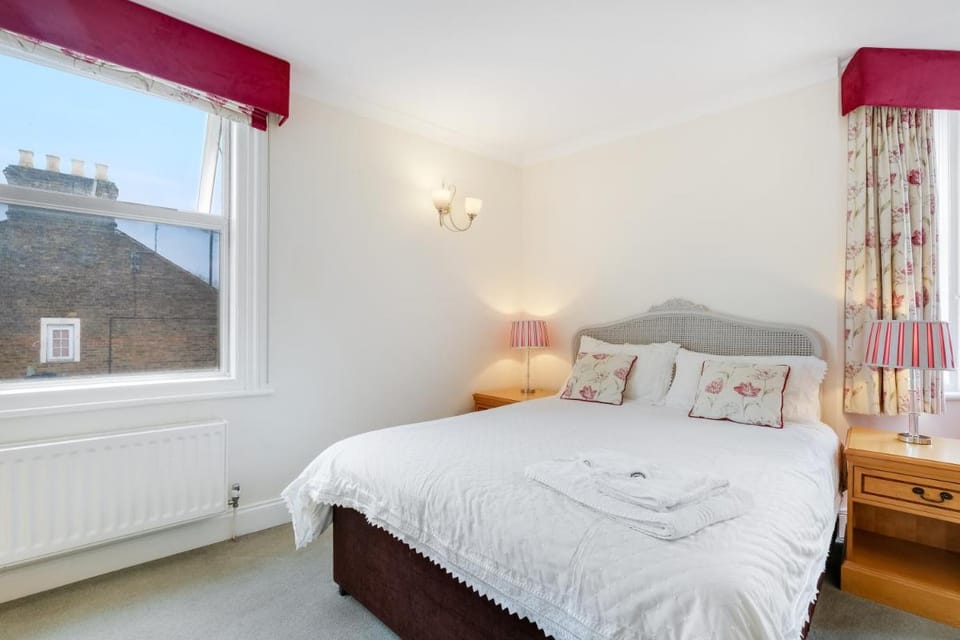 Charles House Bed and Breakfast in Windsor