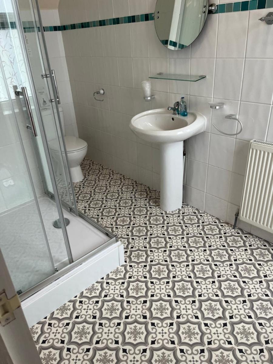 Oakwell Guest House Bed and Breakfast in Bridlington