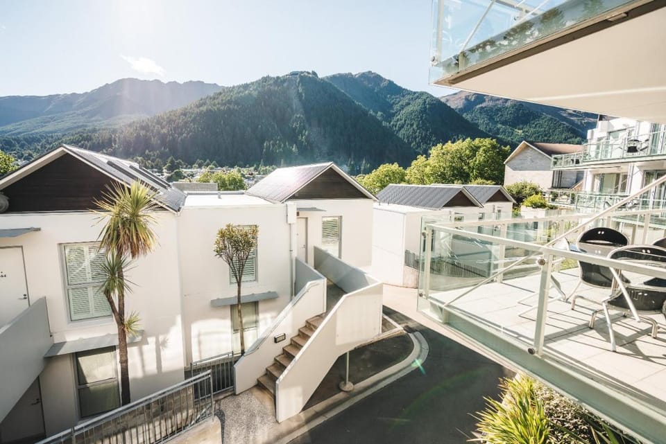 Blue Peaks Apartments Apartment hotel in Queenstown