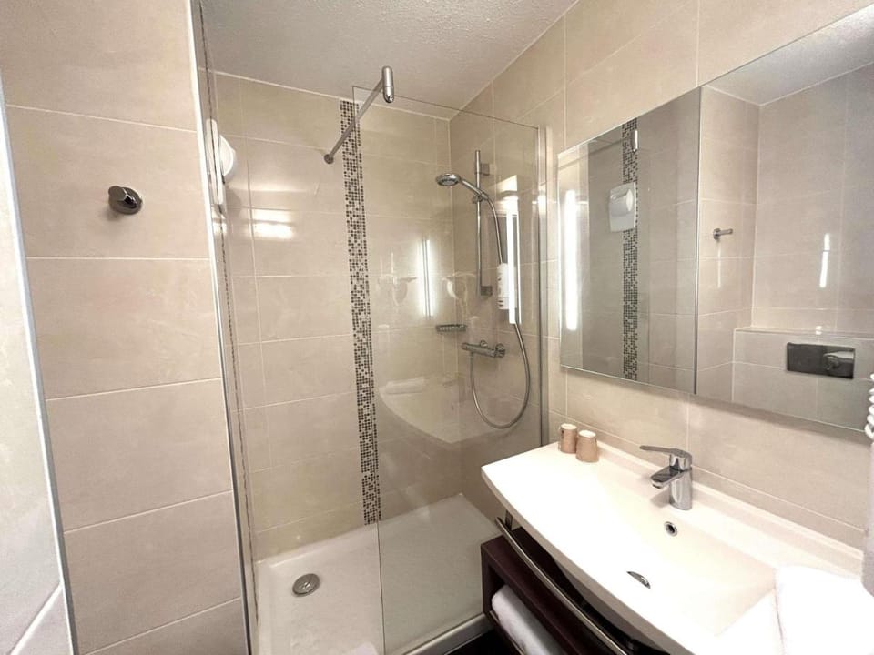 ibis Styles Rouen Nord-Barentin Hotel in Normandy