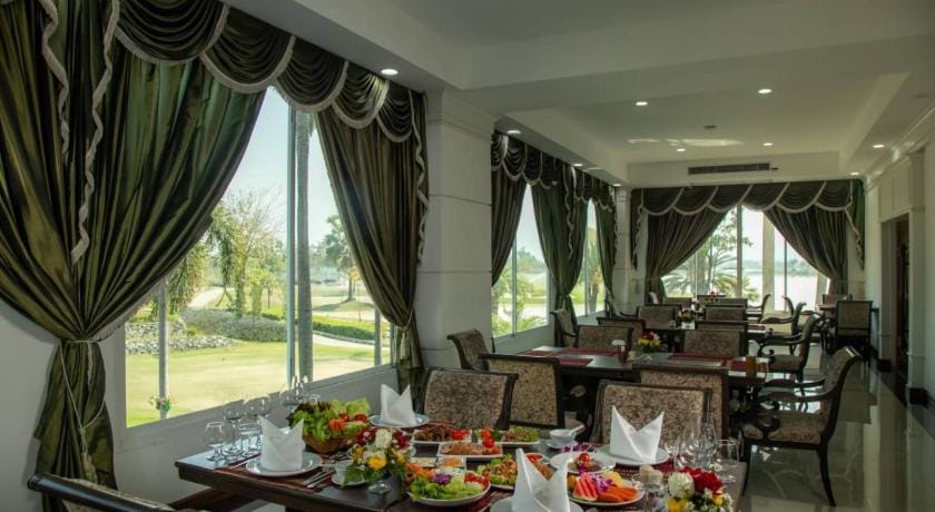 Gassan Panorama Golf Club Hotel in Thailand