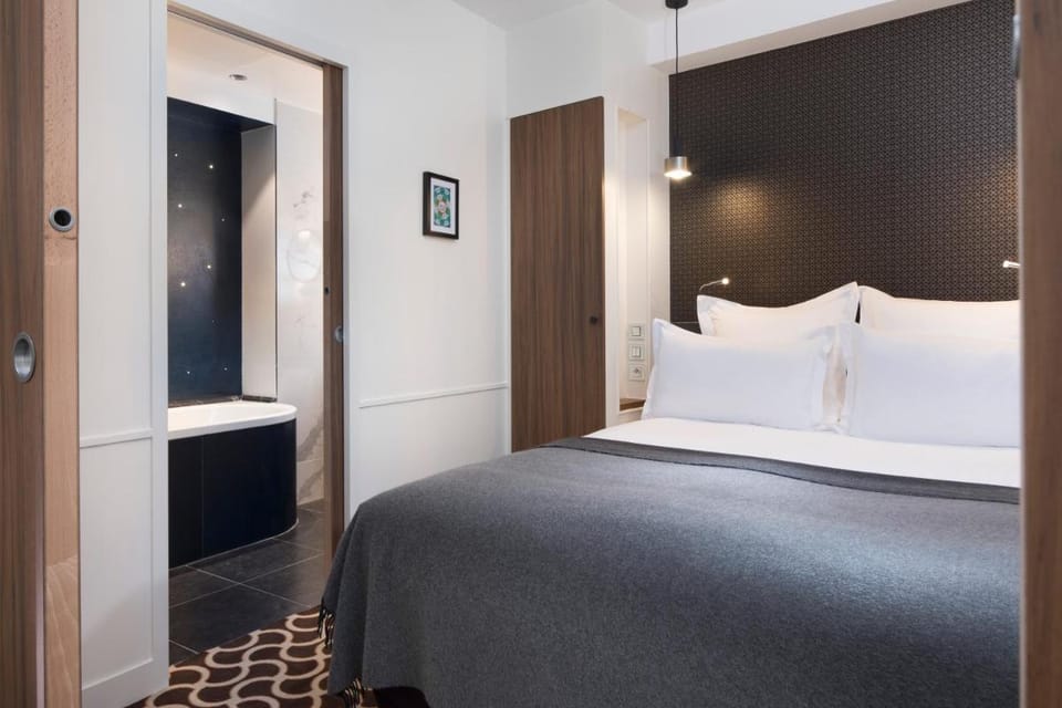Le Pradey Hotel in Paris