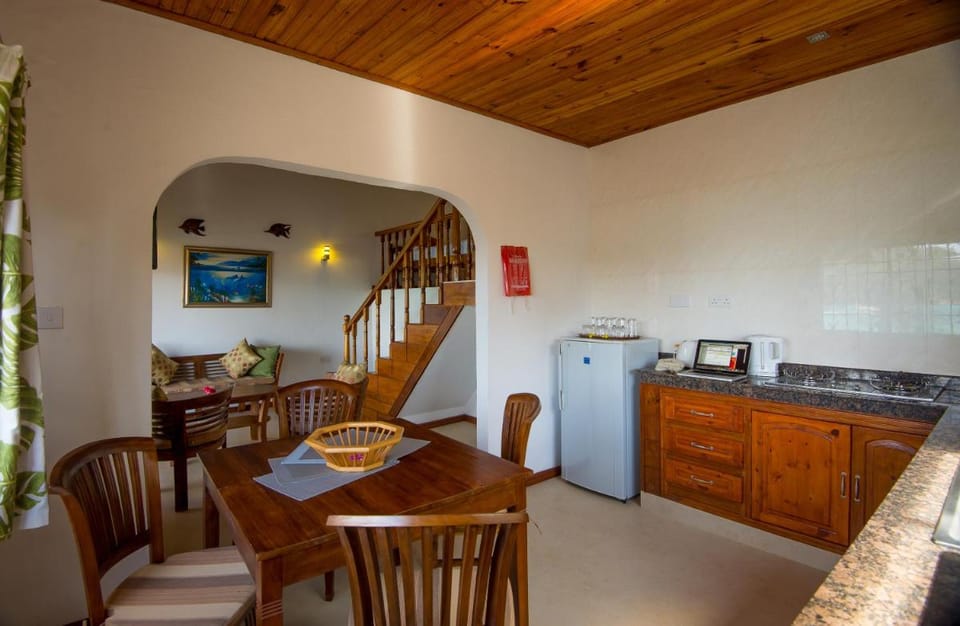 Chalets Cote Mer Bed and Breakfast in Africa