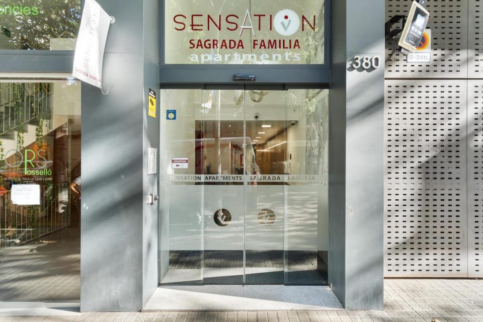 Sensation Sagrada Familia Apartment in Barcelona