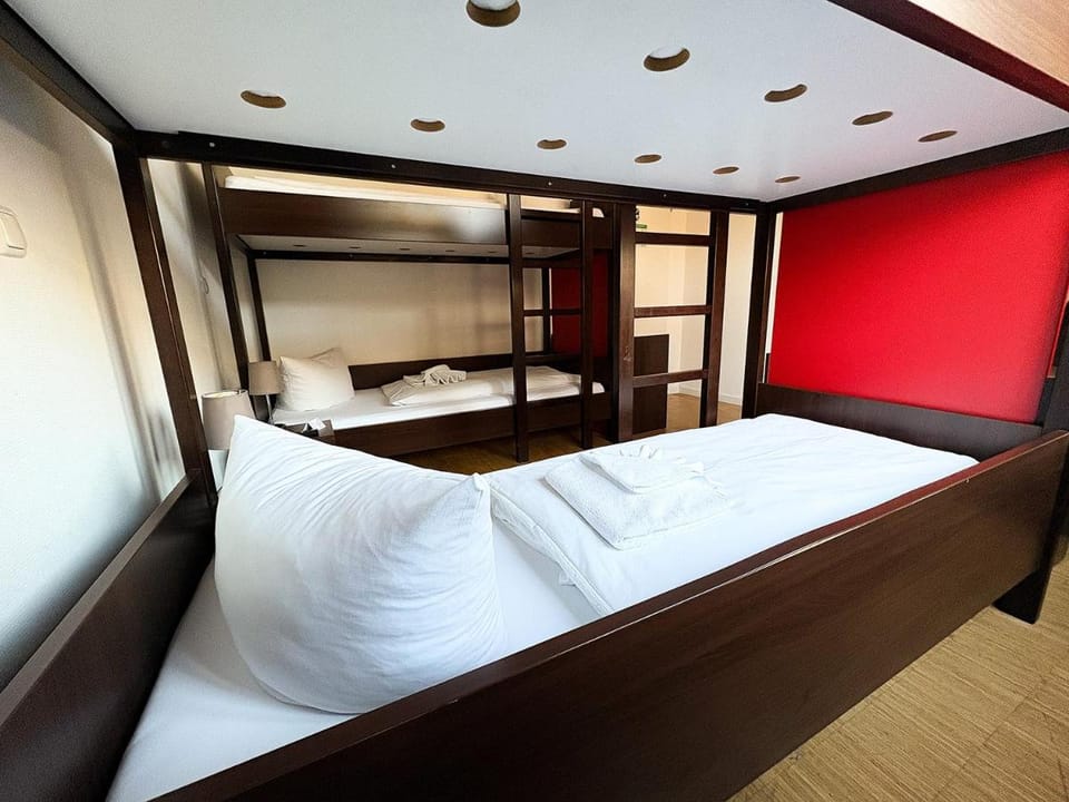 HOLI-Berlin Hotel Apartment hotel in Berlin