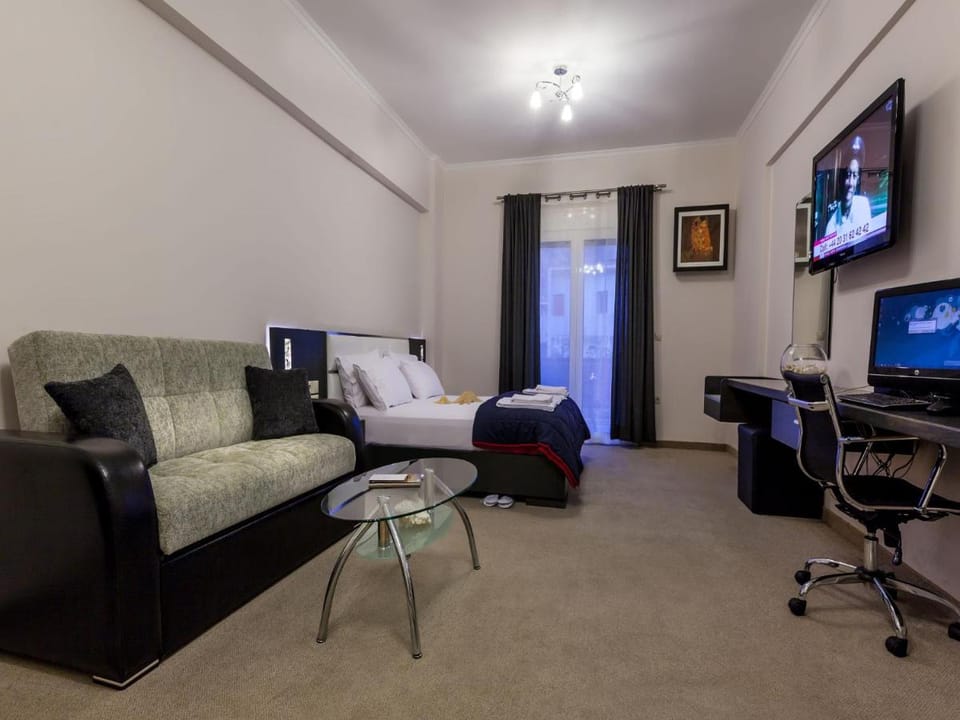 Pearl Bay Hotel Apartments Apartment hotel in Decentralized Administration of the Aegean