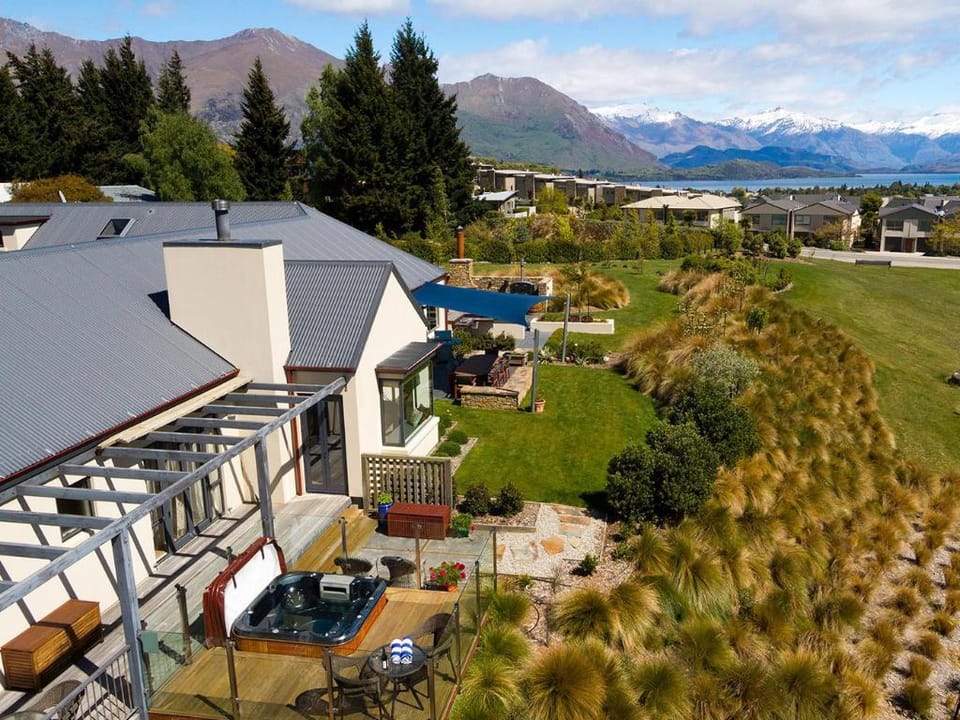 Websters on Wanaka Lodge Hotel in Wanaka