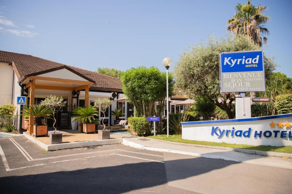 Kyriad Nimes Ouest Hotel in Nimes