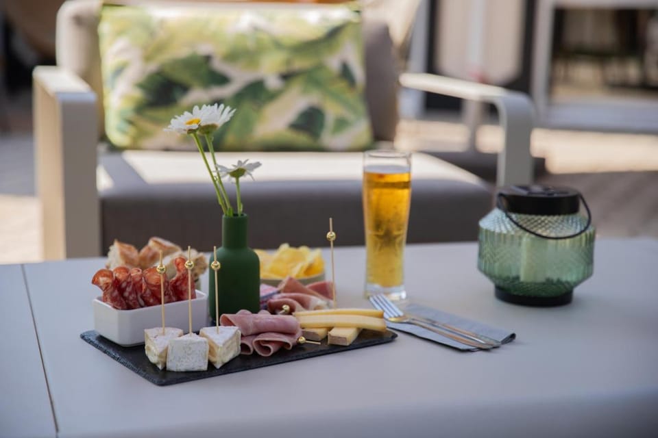 Kyriad Nimes Ouest Hotel in Nimes