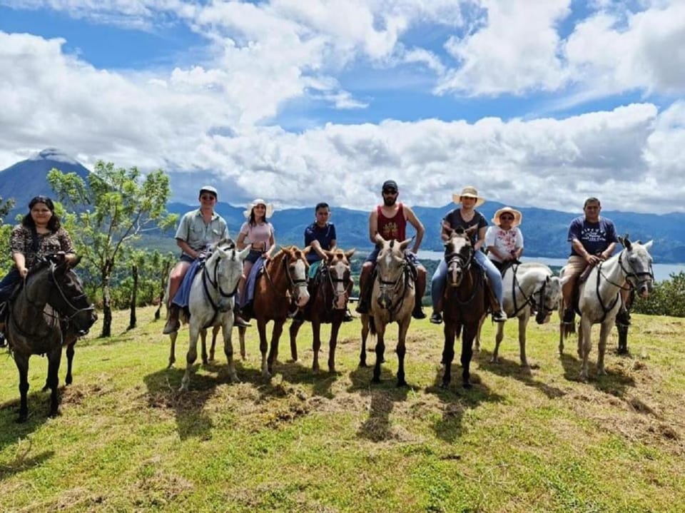 Hotel Arenal Lodge Lodge in Alajuela Province