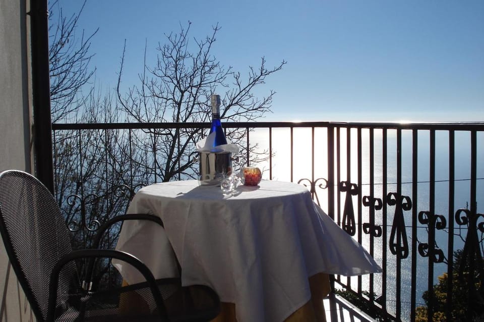 Nido Degli Dei Farm Stay in Agerola