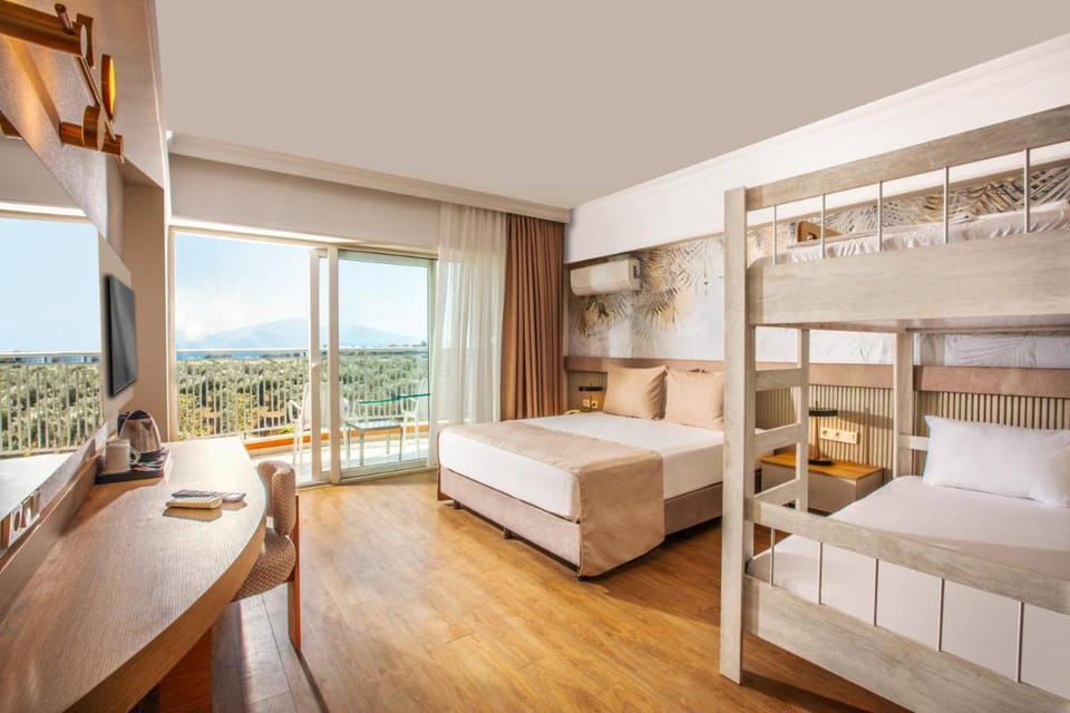 Palmin Hotel Hotel in Kusadasi