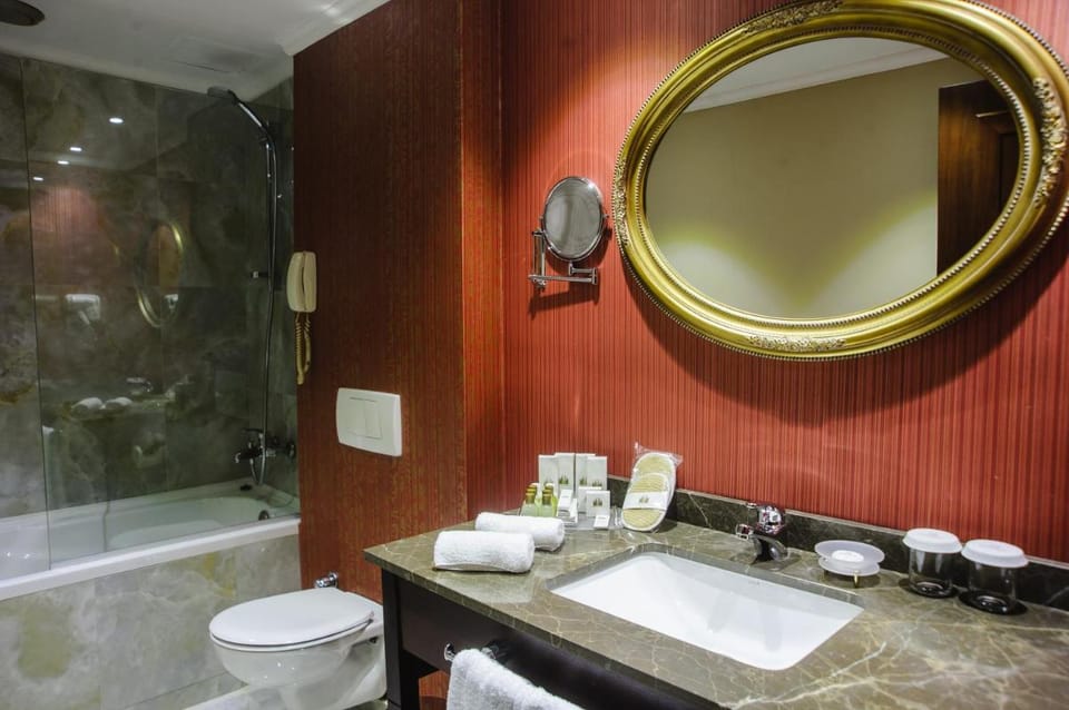 Hotel Intourist Palace Batumi Hotel in Batumi
