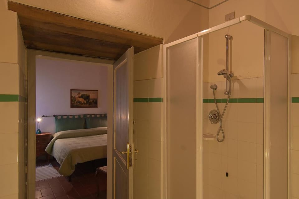 Podere Violino Farm Stay in Umbria