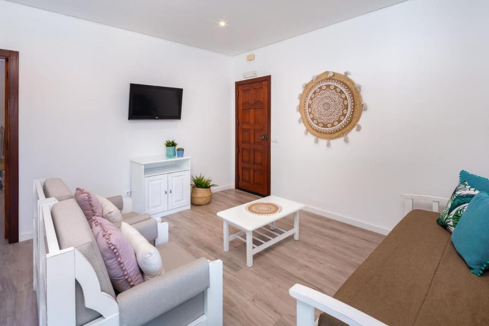 Apartamentos Flor da Laranja, Albufeira Apartment in Olhos de Água