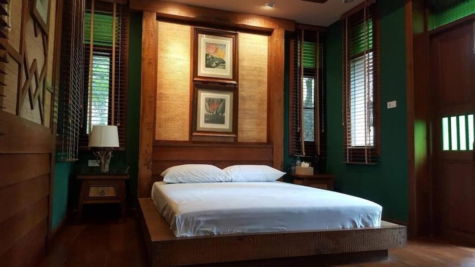 Vanilla Hill (Hill Lodge) Resort in Thailand