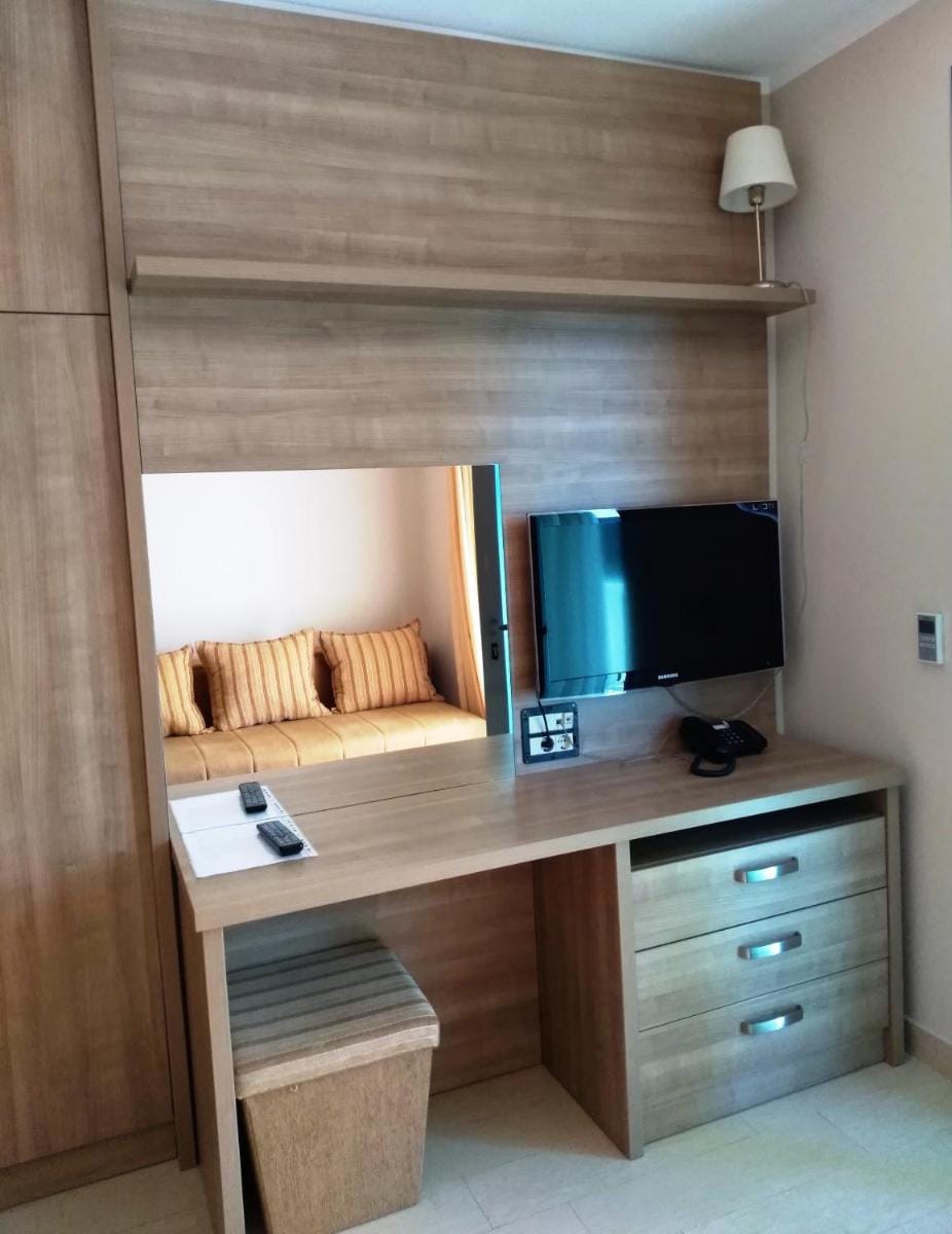 Vila V Lux Apartments Apartment hotel in Budva Municipality