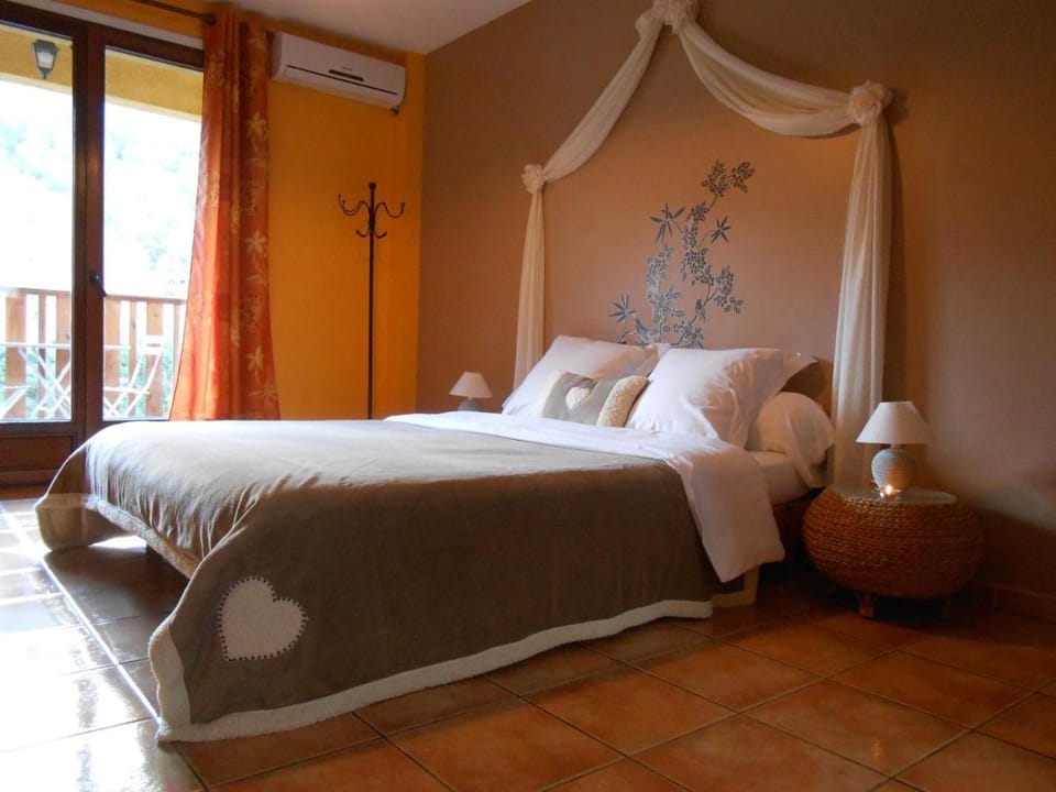 Le Jardin des Gorges Bed and Breakfast in Catalonia