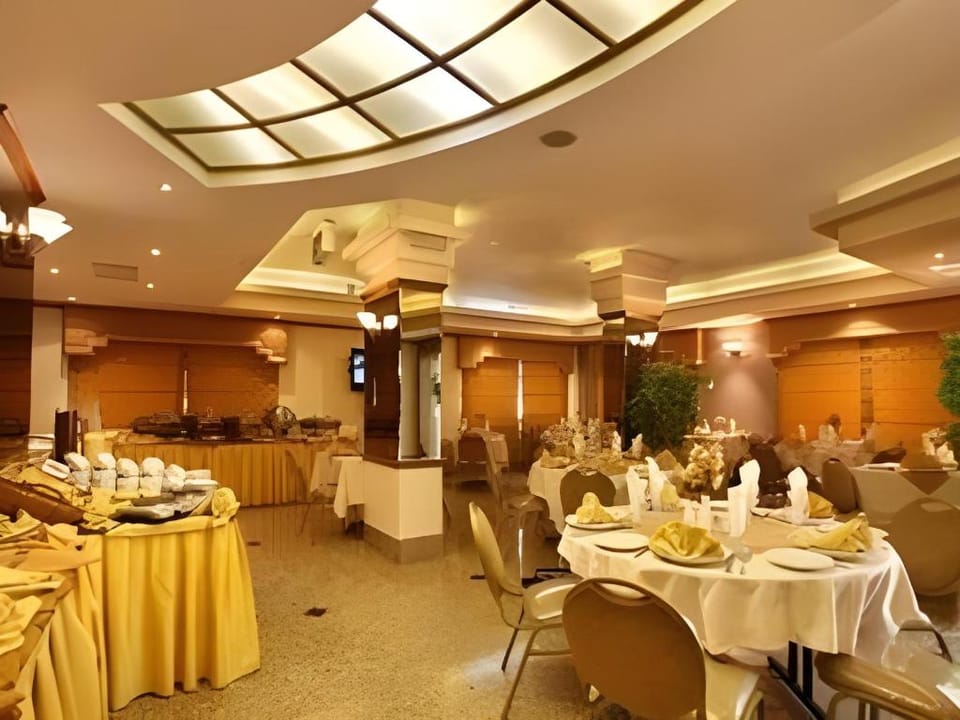 Capri Hotel Suites Apartment hotel in Africa