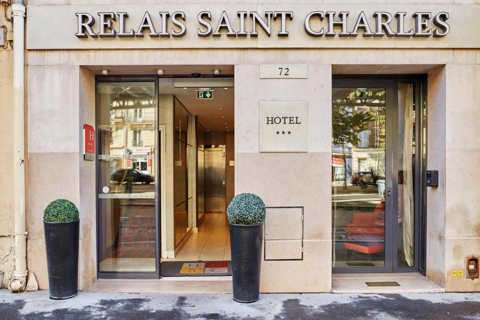 Hotel Le Relais Saint Charles Hotel in Paris