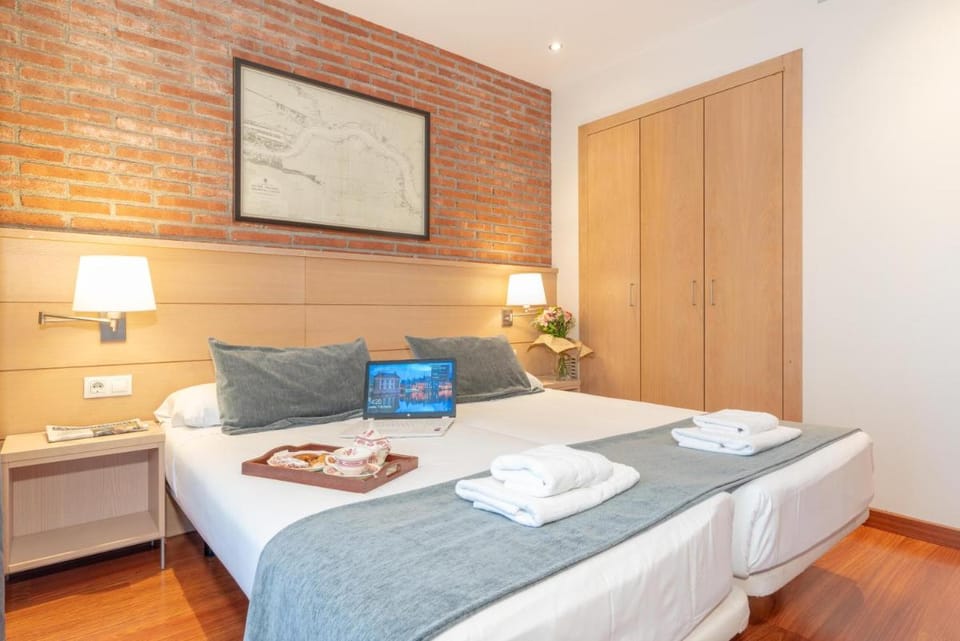 Serennia Cest Apartamentos Arc de Triomf Apartment in Barcelona