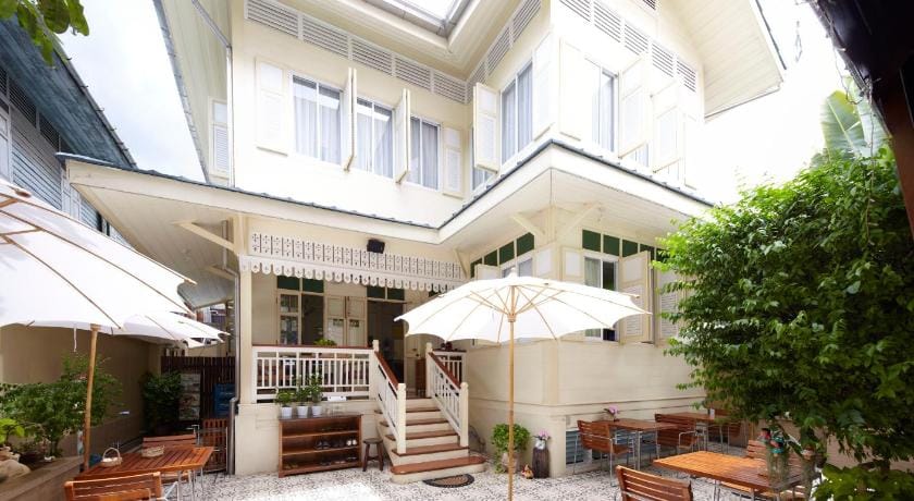 Baan Dinso Hostel in Bangkok