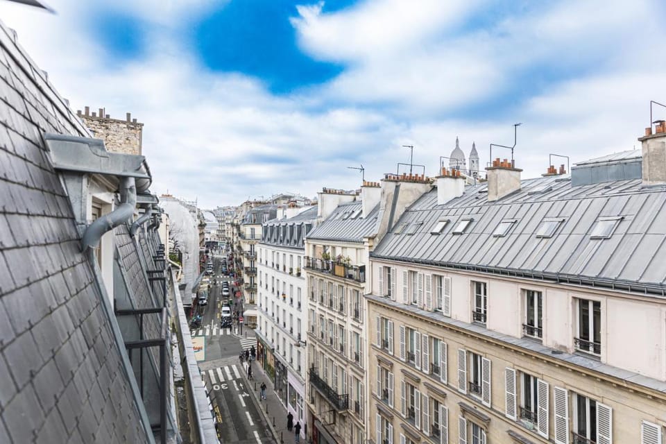 Vintage Paris Gare du Nord Hotel in Paris