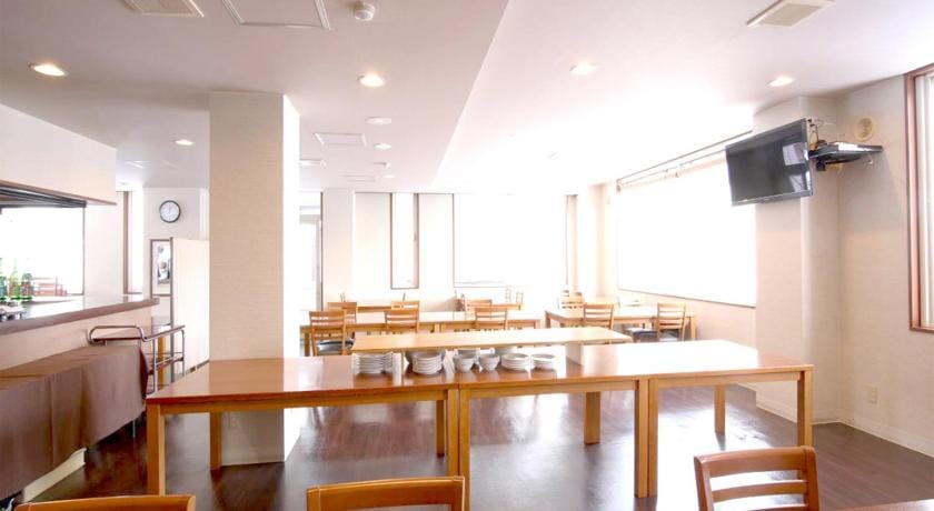 Lodge Koropokkuru Bed and Breakfast in Niseko