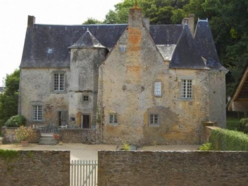 Manoir de Rouessé Bed and Breakfast in Laval