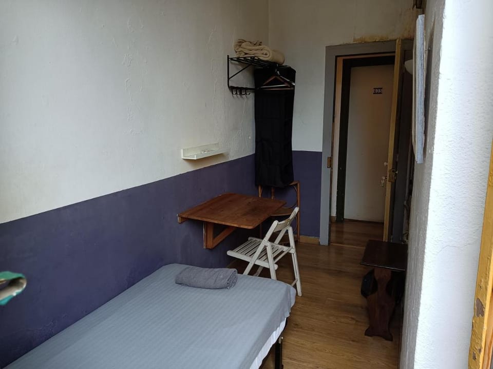 Pension Casa De Barca Bed and Breakfast in Barcelona