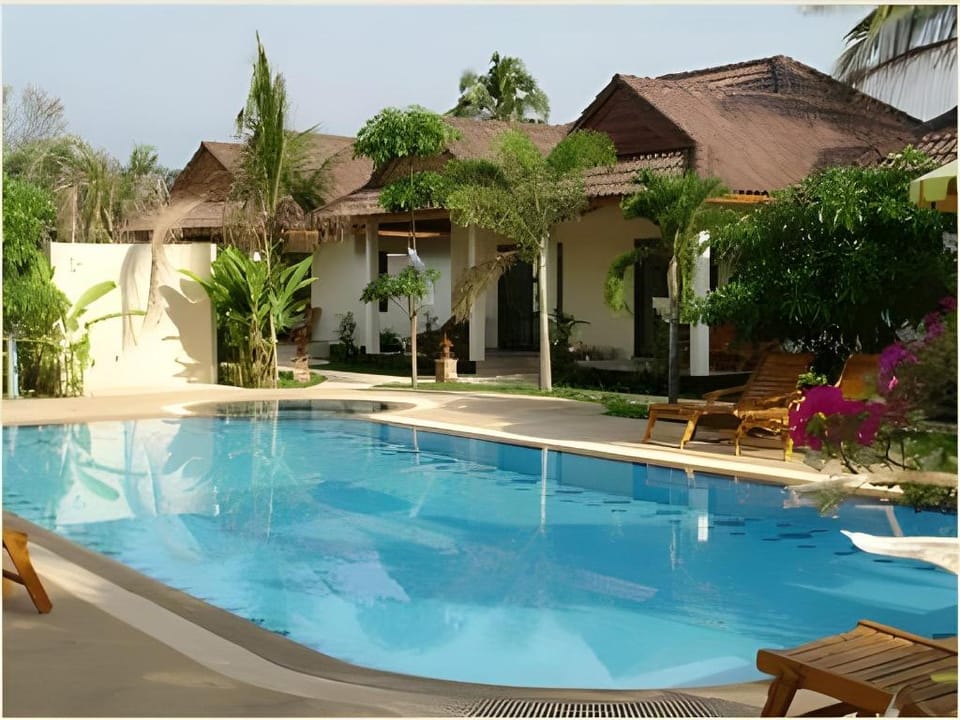 Cousin Resort Hotel in Khuekkhak