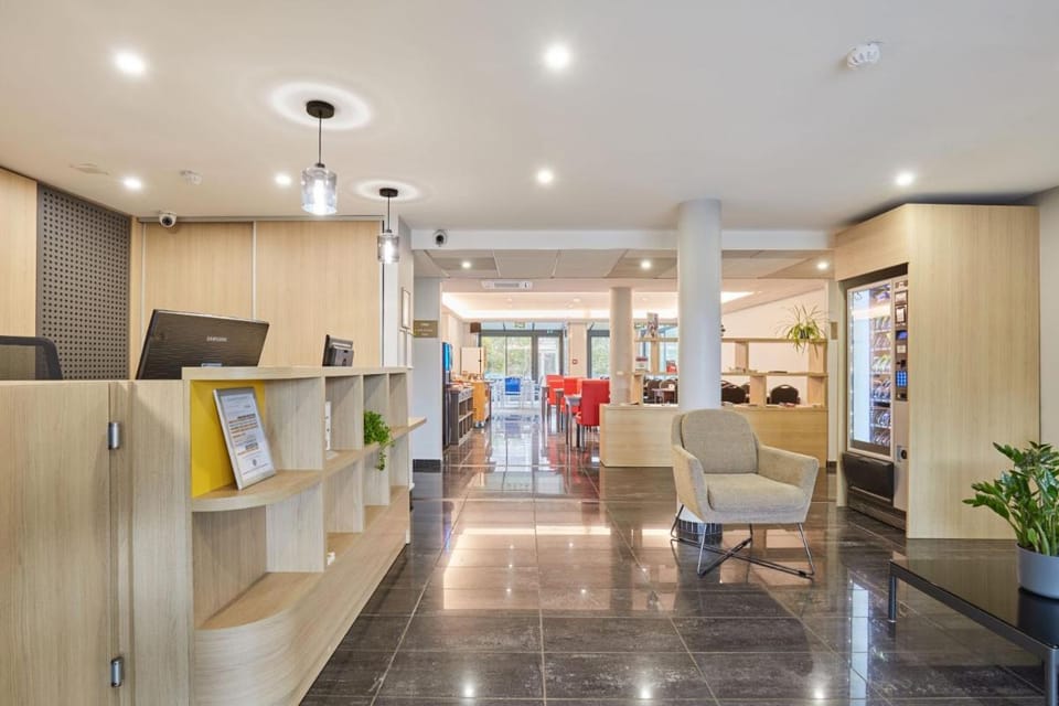 Appart hotel Odalys Aix Chartreuse Apartment hotel in Aix-en-Provence