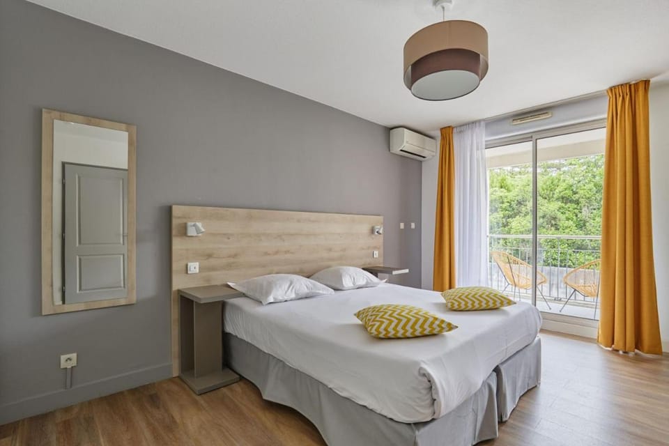 Appart hotel Odalys Aix Chartreuse Apartment hotel in Aix-en-Provence