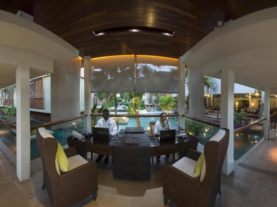 Dhevatara Beach Hotel Hotel in Africa