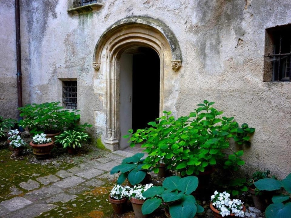 Château d'Esparron Apartment in French Riviera