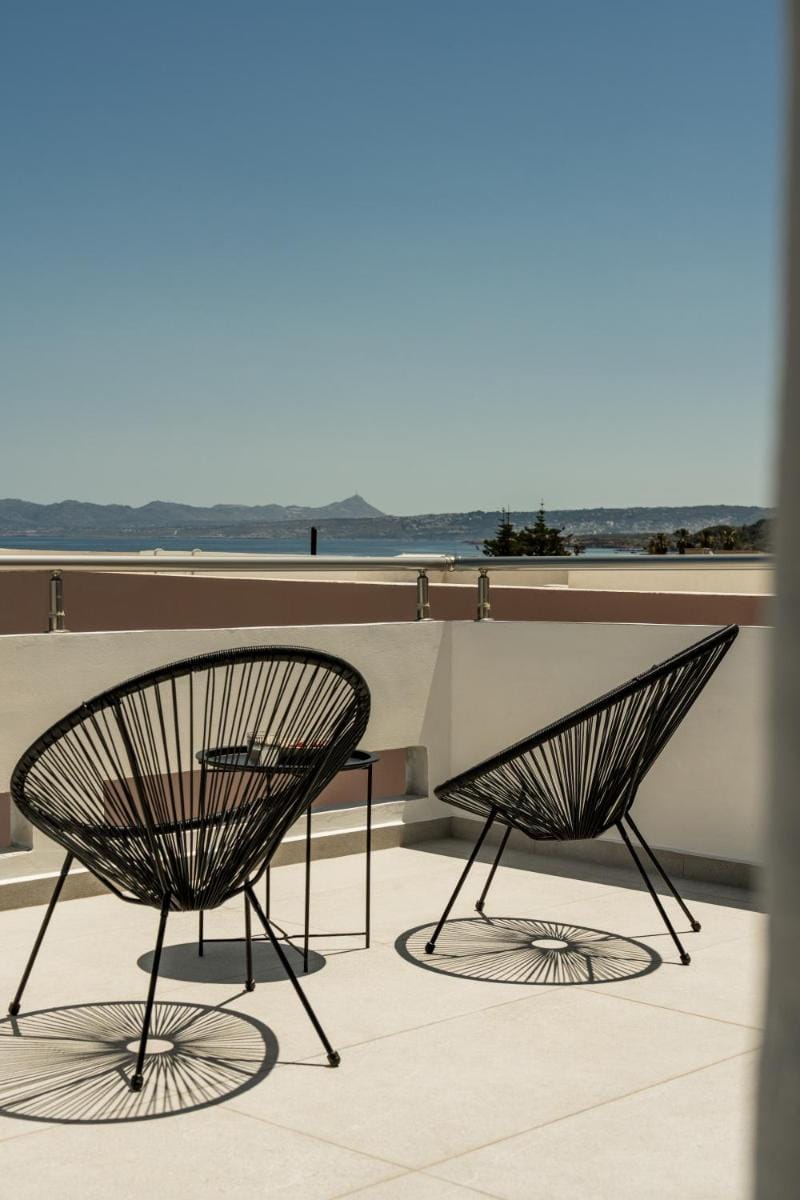 Thelèsi Apartments, 100m from the beach Apartment hotel in Crete