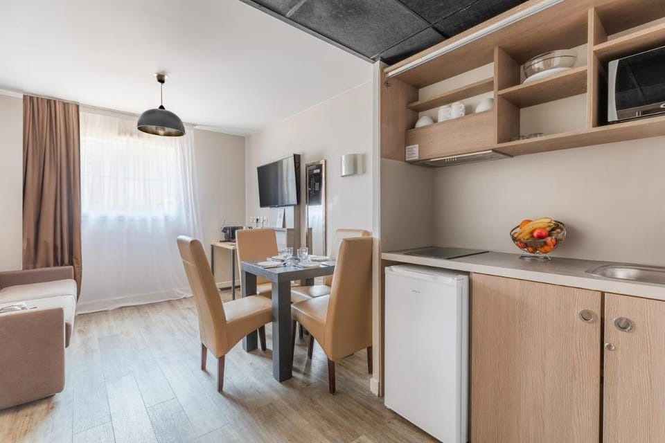 Appart'City Confort Marseille Centre Prado VÃ©lodrome Apartment hotel in Marseille