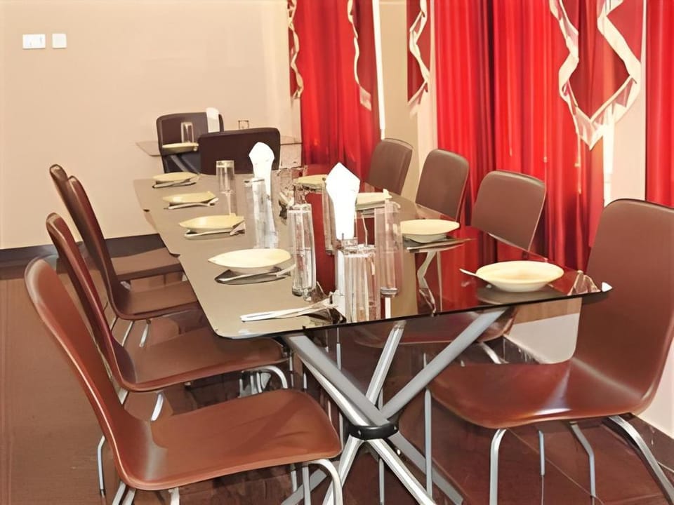Hotel The Shubham Beach Hotel in Puri
