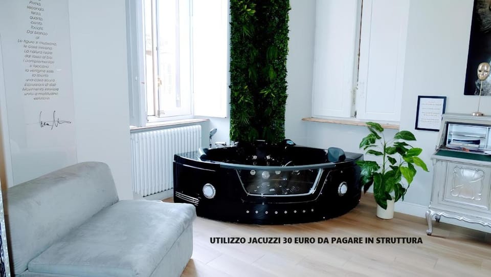 Apartments Chic Torino Centro porta nuova Bed and Breakfast in Turin