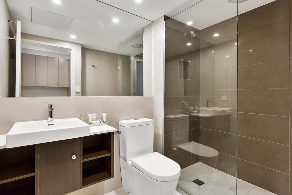 Quality Hotel Manor Hotel in Melbourne