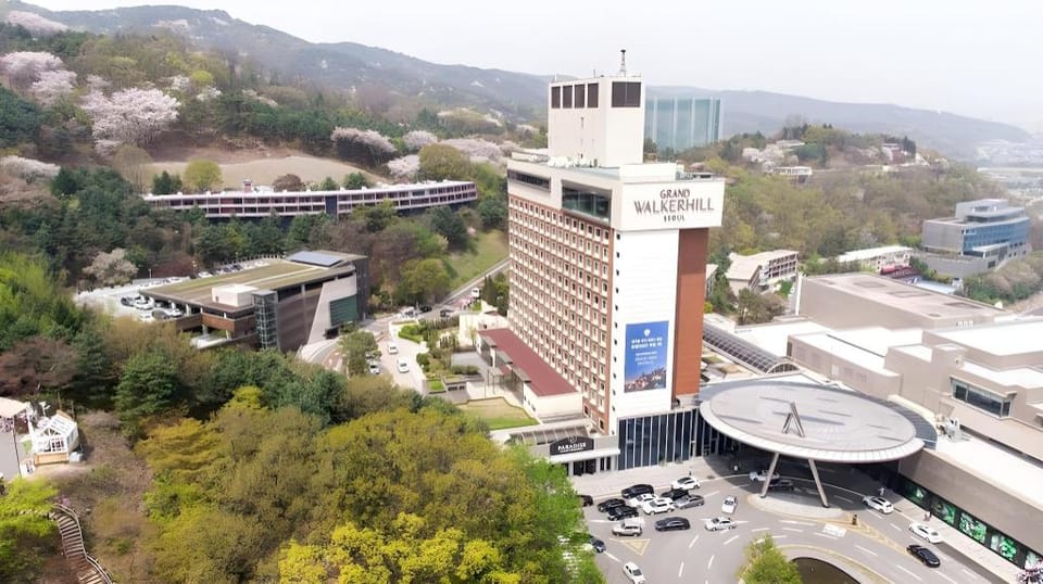 Grand Walkerhill Seoul Hotel in Seoul