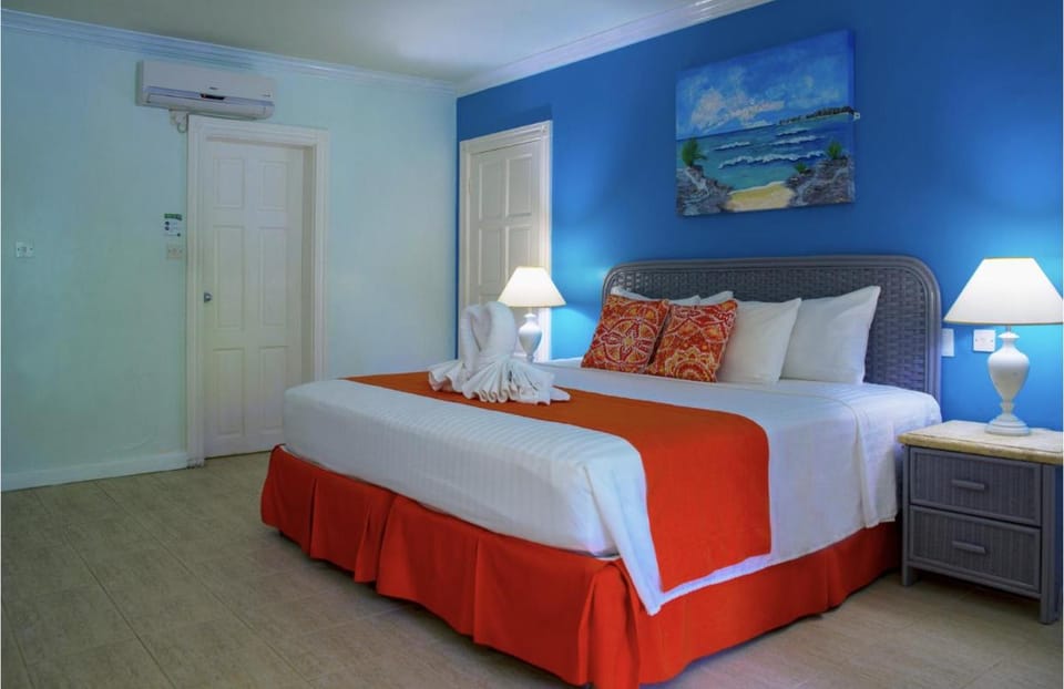 Dover Beach Hotel Hotel in Oistins