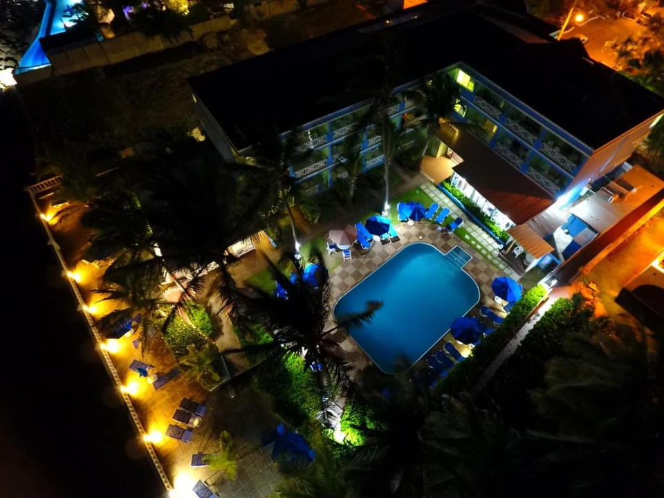 Dover Beach Hotel Hotel in Oistins