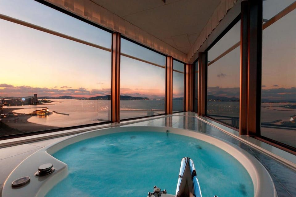 Hilton Fukuoka Sea Hawk Hotel in Fukuoka