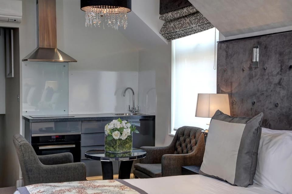 Best Western Chiswick Palace & Suites London Hotel in London Borough of Ealing