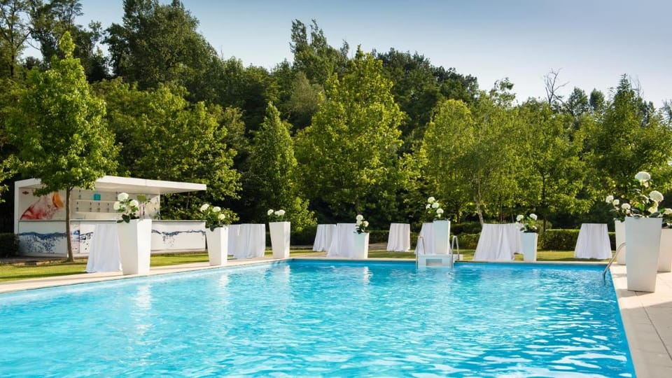 Mak Albania Hotel Hotel in Tirana