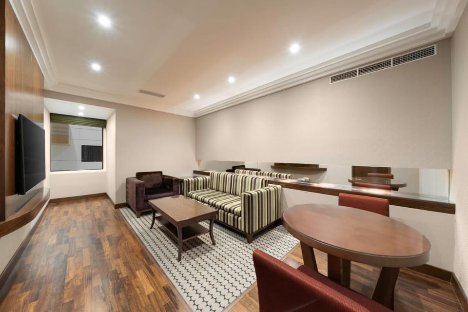 Radisson Blu Hotel and Convention Center, Riyadh Minhal Hotel in Riyadh
