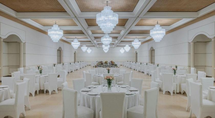 Le Meridien Medina Hotel in Medina